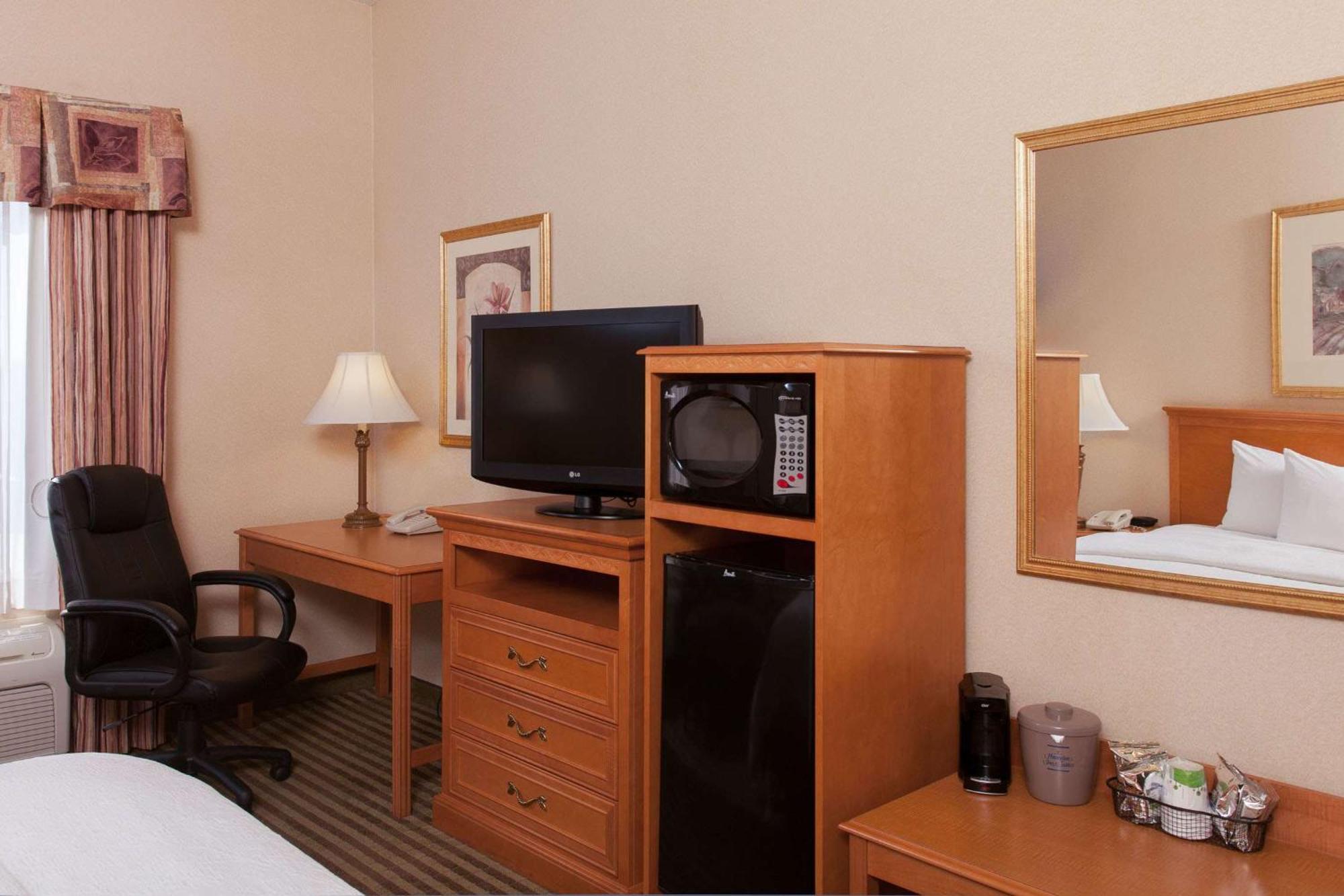 Hampton Inn & Suites Addison Exteriör bild