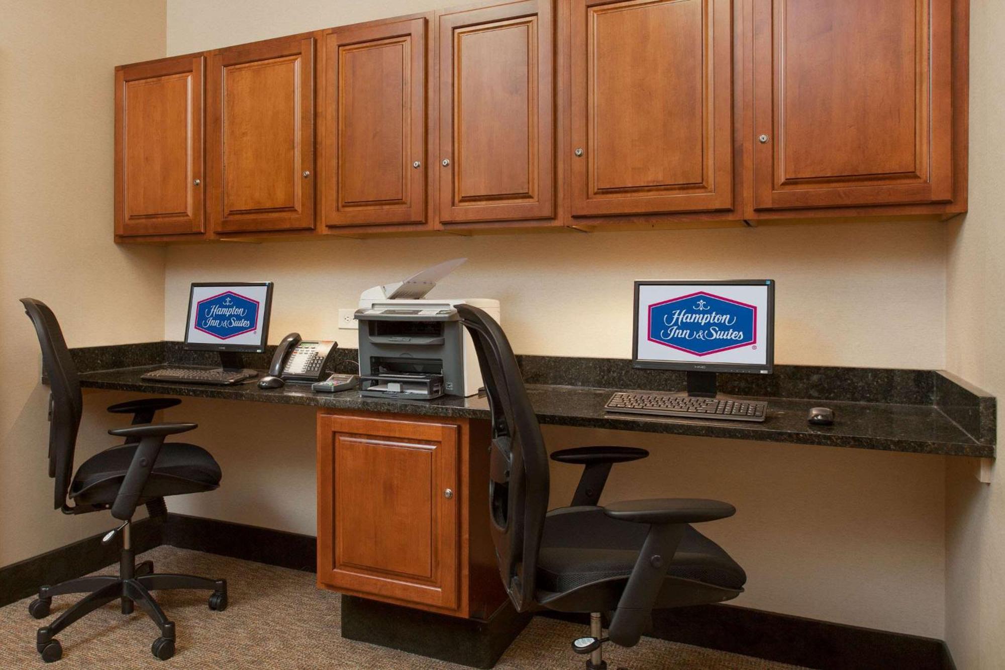 Hampton Inn & Suites Addison Exteriör bild